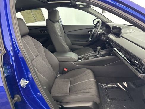 Used 2025 Honda Accord Sport image 26