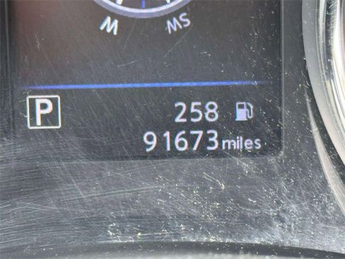 Used 2018 Nissan Rogue SV w/ Sun & Sound Touring Package image 27