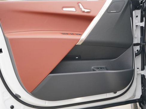 New 2026 BMW iX xDrive45 w/ Premium Package image 9