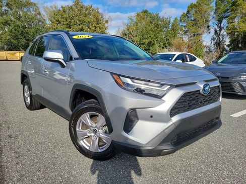Used 2024 Toyota RAV4 XLE image 8