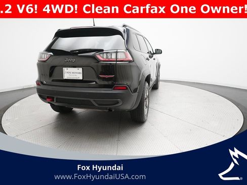 Used 2019 Jeep Cherokee Trailhawk w/ Cold Weather Group image 33