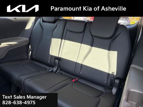 New 2026 Kia Carnival SX image 23
