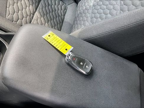 Used 2020 Chevrolet Equinox LT FWD image 10