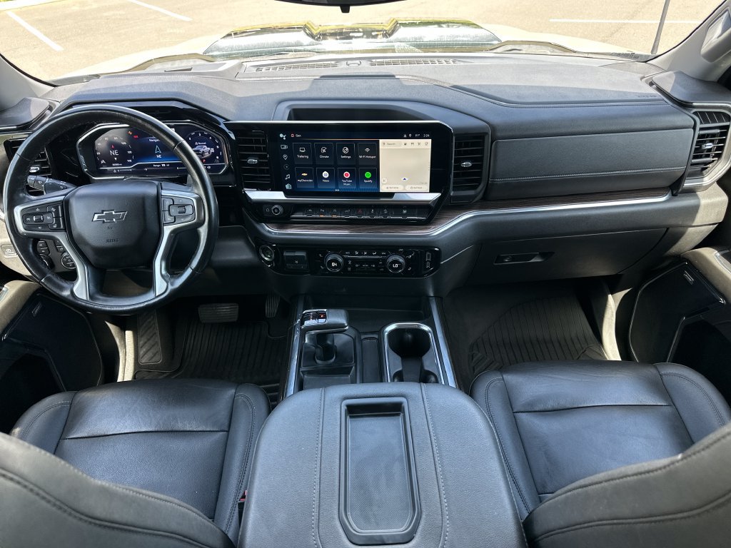 Used 2022 Chevrolet Silverado 1500 LT Trail Boss w/ LT Trail Boss Premium Package AWD/4WD image 14