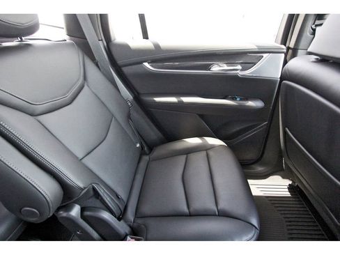 New 2025 Cadillac XT6 Sport w/ LPO, Onyx Lite Package image 11