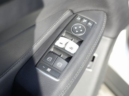 Used 2017 Mercedes-Benz GLS 450 4MATIC image 27