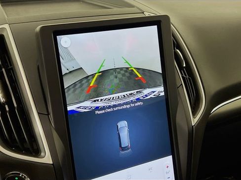 Used 2022 Ford Edge ST-Line w/ Class II Trailer Tow Package image 12