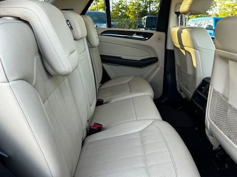 Used 2017 Mercedes-Benz GLE 350 image 39