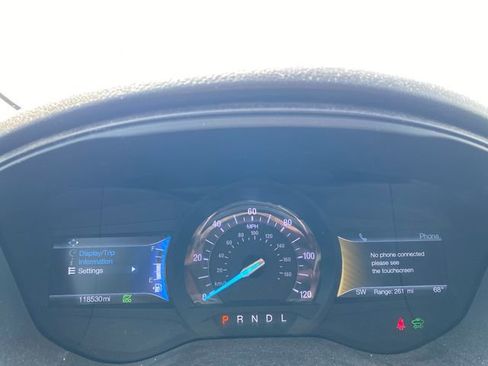 Used 2018 Ford Fusion SE w/ Equipment Group 601A FWD image 24