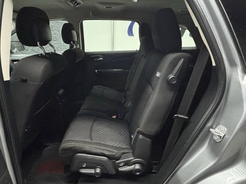 Used 2016 Dodge Journey SXT w/ Comfort/Convenience Group FWD image 23