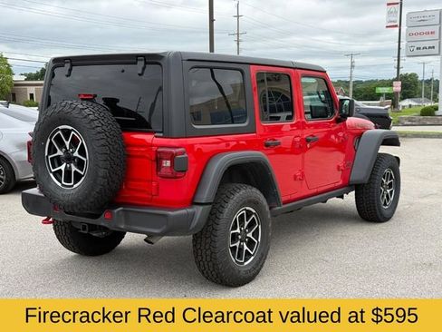 Used 2024 Jeep Wrangler Unlimited Rubicon AWD/4WD image 3