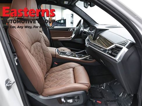 Used 2023 BMW X7 xDrive40i w/ Executive Package AWD/4WD image 25