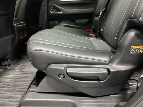 Used 2023 INFINITI QX60 Sensory w/ Cargo Package image 43