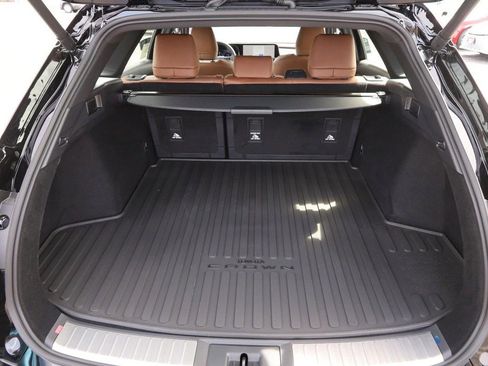 New 2026 Toyota Crown Signia image 7