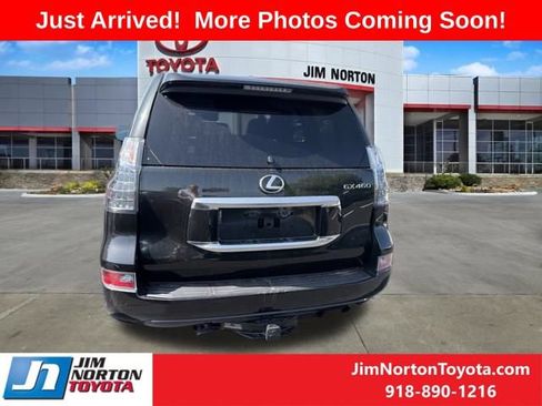 Used 2023 Lexus GX 460 Premium w/ Premium Package AWD/4WD image 5