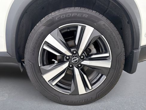 Used 2023 Nissan Rogue SL w/ SL Premium Package AWD/4WD image 21