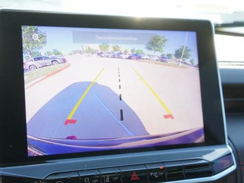 Used 2023 Jeep Compass Trailhawk image 24