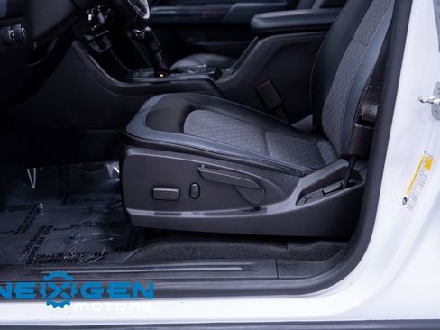 Used 2021 Chevrolet Colorado Z71 image 25