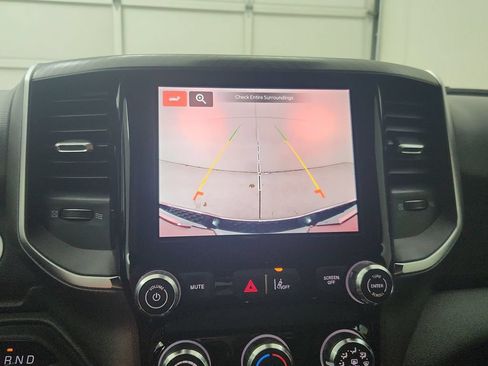 New 2026 RAM 1500 4x4 Crew Cab image 24