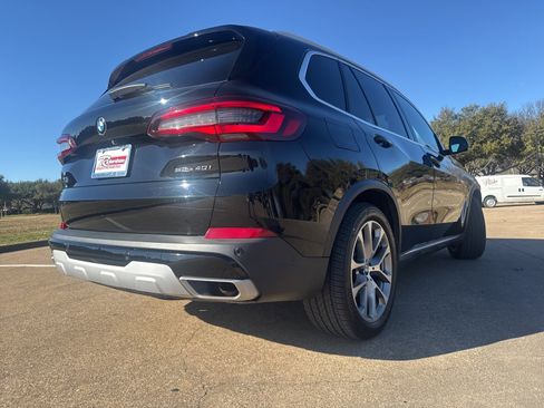 Used 2022 BMW X5 sDrive40i w/ Parking Assistance Package image 4