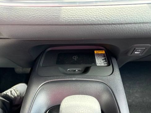 Used 2026 Toyota Corolla SE w/ SE Package FWD image 18