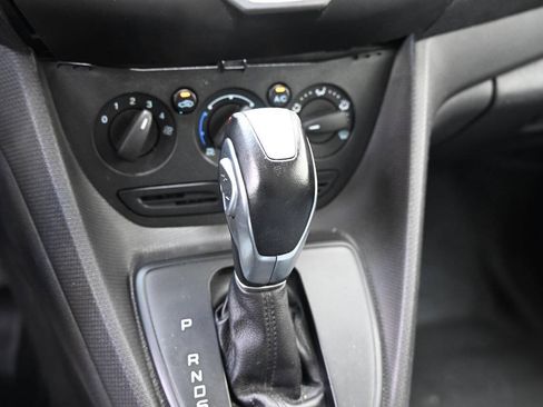 Used 2015 Ford Transit Connect XL FWD image 17