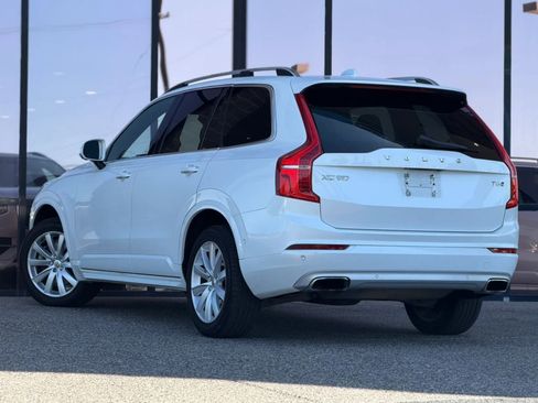 Used 2016 Volvo XC90 T6 Momentum w/ Momentum Plus Package AWD/4WD image 10