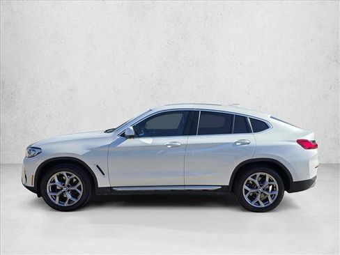 Used 2023 BMW X4 xDrive30i image 8