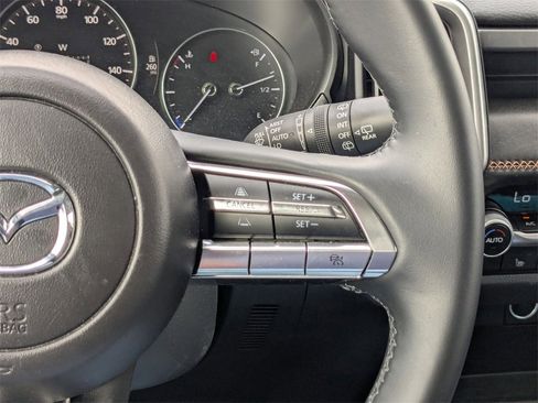 Used 2025 MAZDA CX-50 AWD 2.5 Hybrid w/ Premium Pkg image 17