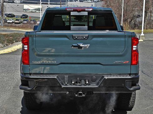 New 2026 Chevrolet Silverado 2500 ZR2 w/ LPO, Dark Essentials Package AWD/4WD image 7