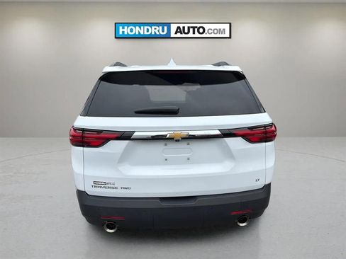 Used 2023 Chevrolet Traverse LT image 8