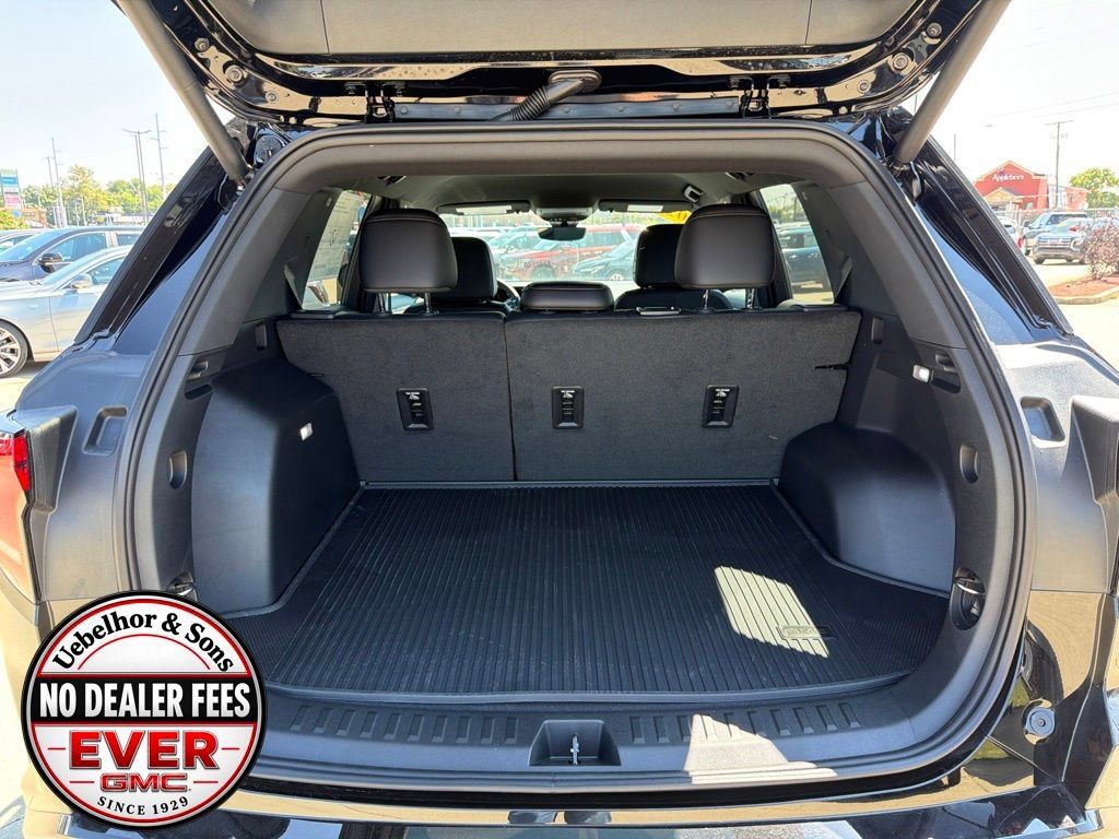 New 2027 GMC Terrain AT4 w/ Convenience Package III AWD/4WD image 10