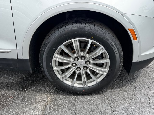 Used 2017 Cadillac XT5 Luxury FWD image 19