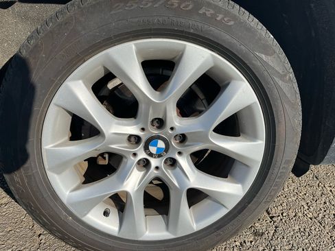 Used 2011 BMW X5 xDrive35i image 11