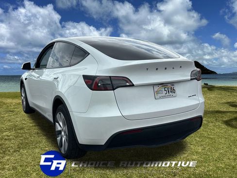 Used 2024 Tesla Model Y Long Range image 5