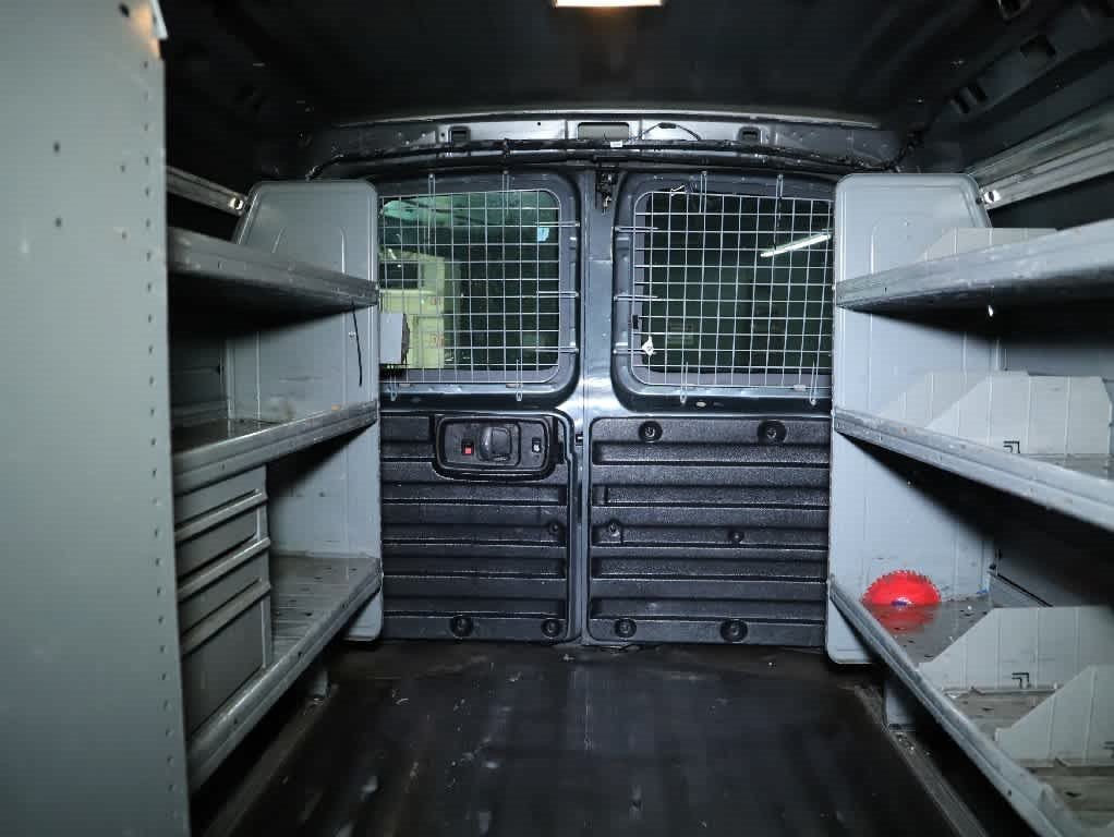 Used 2014 Chevrolet Express 2500 RWD image 33