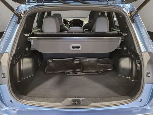 Used 2025 Subaru Forester Limited image 34