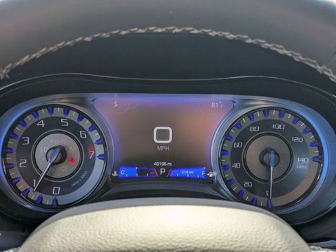 Used 2023 Chrysler 300 S image 7