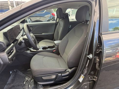 Used 2025 Kia K4 FWD image 34
