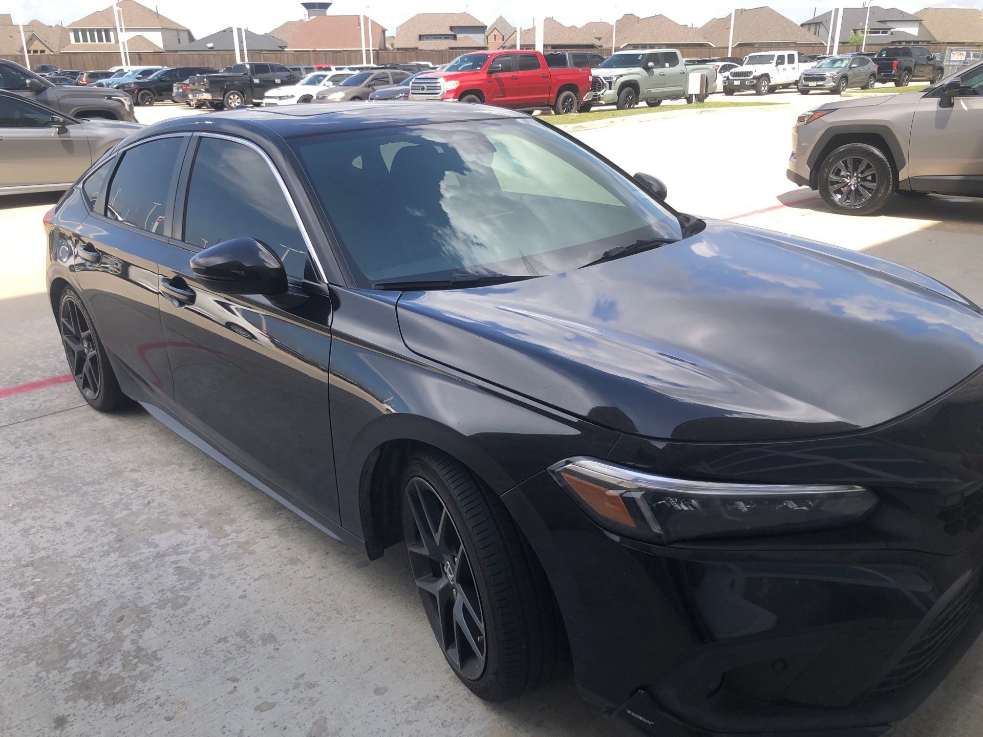 Used 2023 Honda Civic Sport Touring image 2