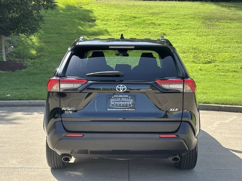 Used 2023 Toyota RAV4 XLE FWD image 6