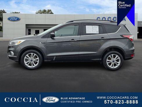 Certified 2018 Ford Escape SE w/ SE Sync 3 Package AWD/4WD image 7