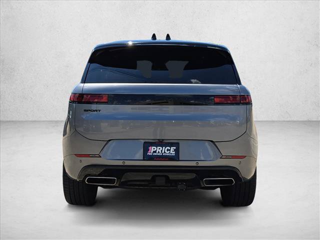 Used 2024 Land Rover Range Rover Sport Dynamic SE AWD/4WD image 6
