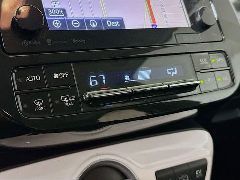 Used 2019 Toyota Prius Prime Plus FWD image 17
