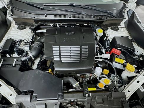 Used 2023 Subaru Forester AWD/4WD image 17