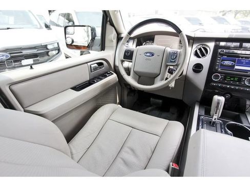 Used 2014 Ford Expedition Limited w/ Equipment Group 301A RWD image 7