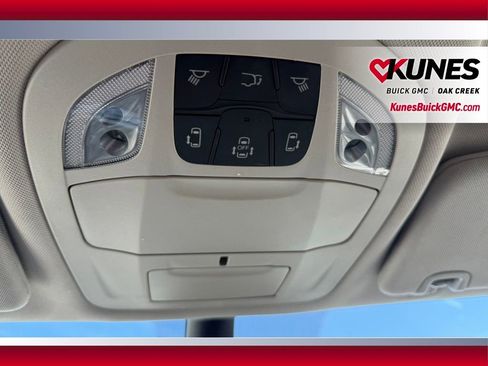 Used 2023 Chrysler Voyager LX FWD image 19