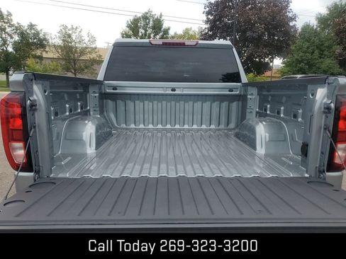 New 2026 GMC Sierra 1500 Elevation image 25