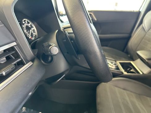 Used 2024 Mitsubishi Outlander SE Black Edition AWD/4WD image 42