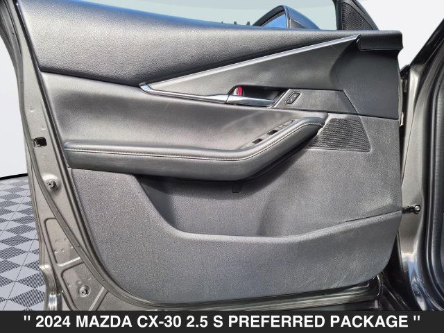 Used 2024 MAZDA CX-30 AWD 2.5 S w/ Preferred Package image 12